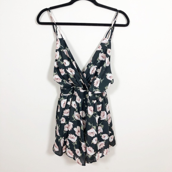 Audrey 3+1 Pants - Audrey 3+1 Black Floral Backless Romper S